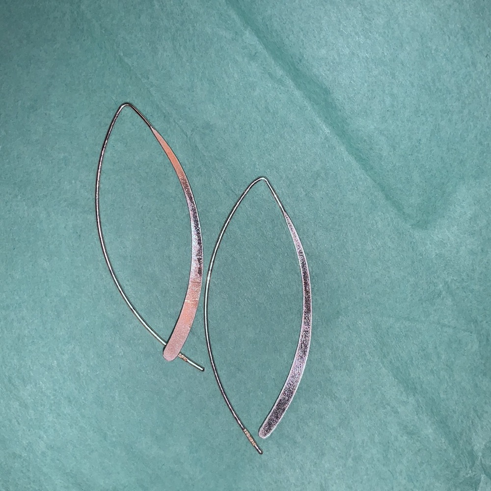 NWOT Stamped Sterling Sliver Minimalist Open Hoop Earrings ⭐️💎